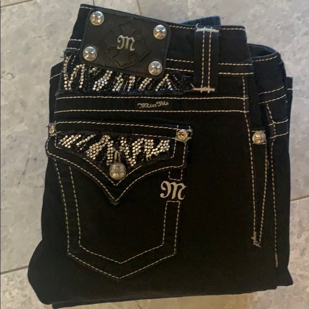 Miss me black zebra pocket